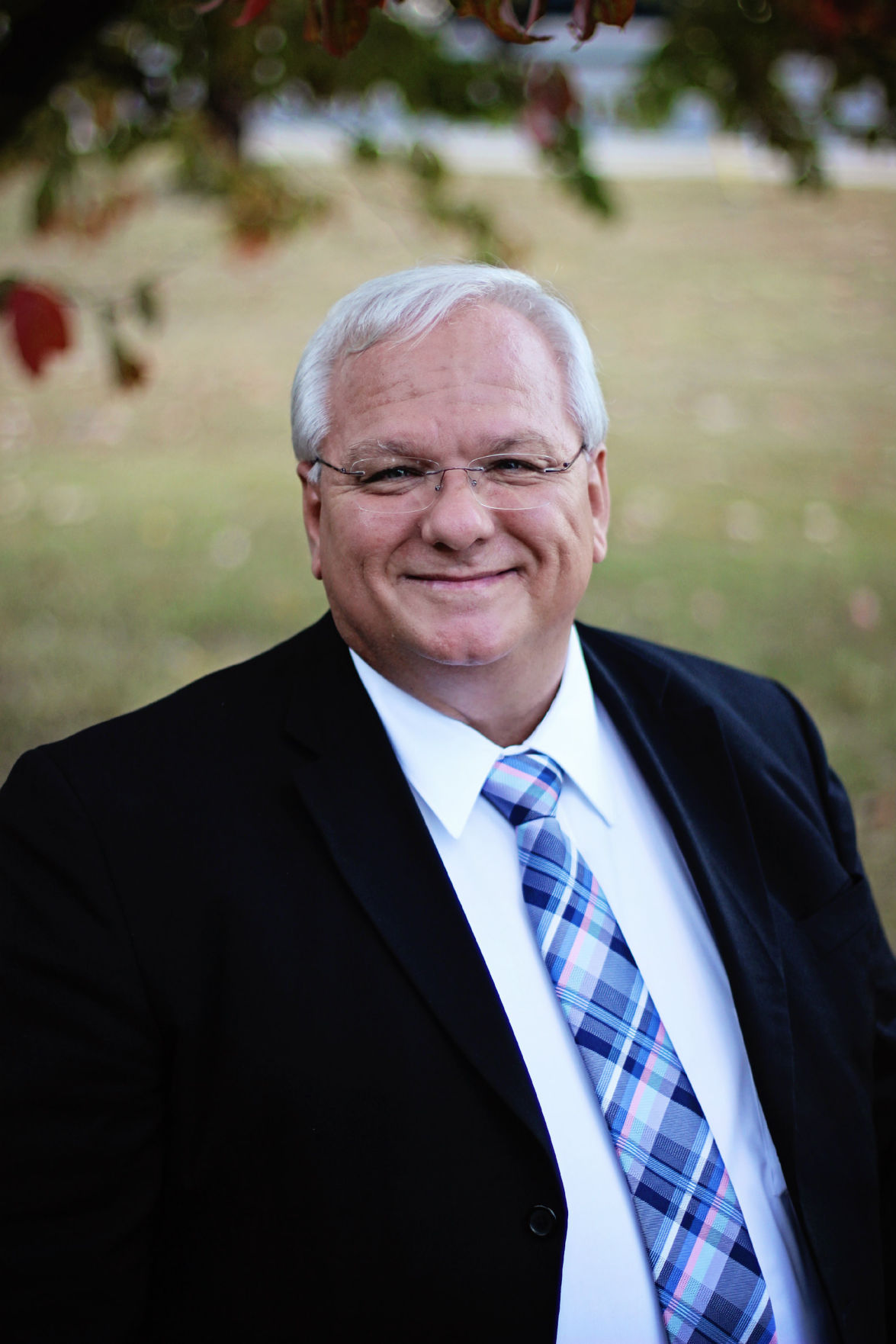 Steve Lynn Headshot.jpg